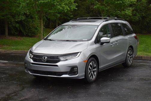 Solar Silver Metallic 2026 Honda Odyssey EX-L