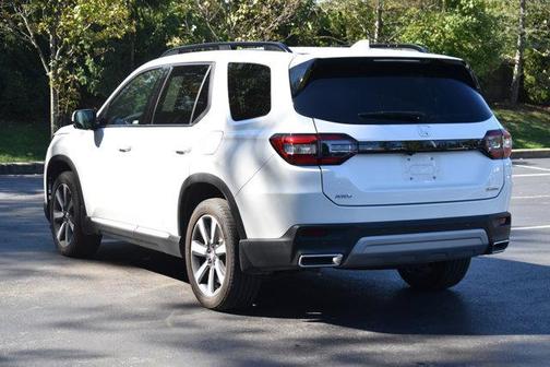 2024 Honda Pilot Touring 8-Passenger