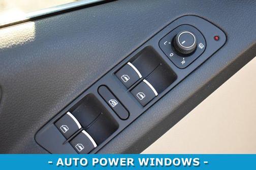 2016 Volkswagen Tiguan R-Line