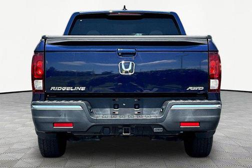 Obsidian Blue Pearl 2017 Honda Ridgeline RTL