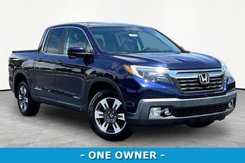 Obsidian Blue Pearl 2017 Honda Ridgeline RTL