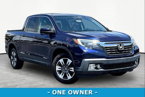 Obsidian Blue Pearl 2017 Honda Ridgeline RTL