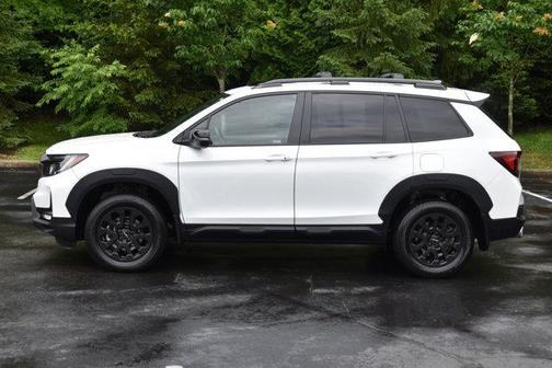 2023 Honda Passport AWD TrailSport