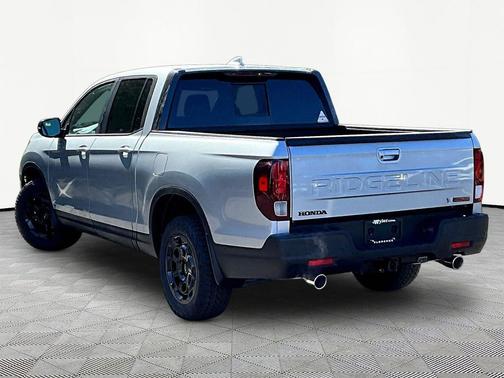 Solar Silver Metallic 2026 Honda Ridgeline TrailSport+