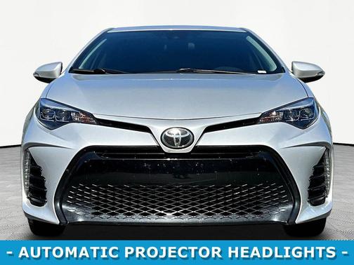 Classic Silver Metallic 2017 Toyota Corolla XSE