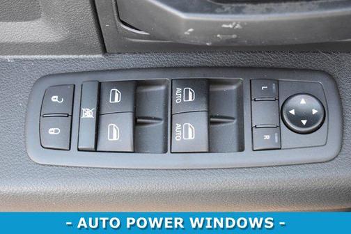 2020 RAM 2500 Tradesman Crew Cab 4X4 6'4' Box