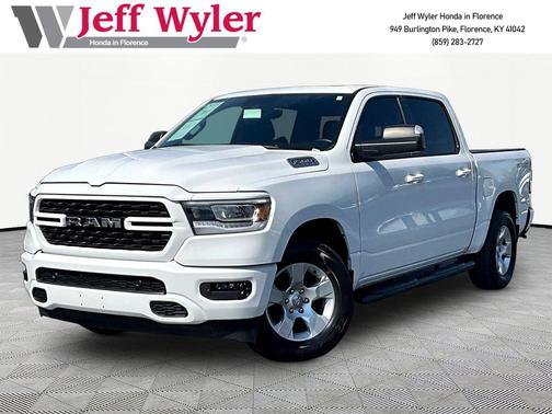 Bright White Clearcoat 2023 RAM 1500 Big Horn/Lone Star