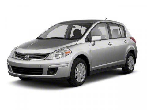 2010 Nissan Versa 1.8 SL