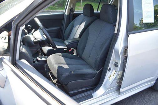 2010 Nissan Versa 1.8 SL