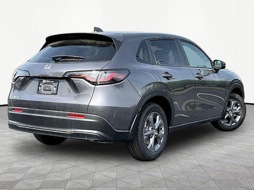 Modern Steel Metallic 2026 Honda HR-V LX