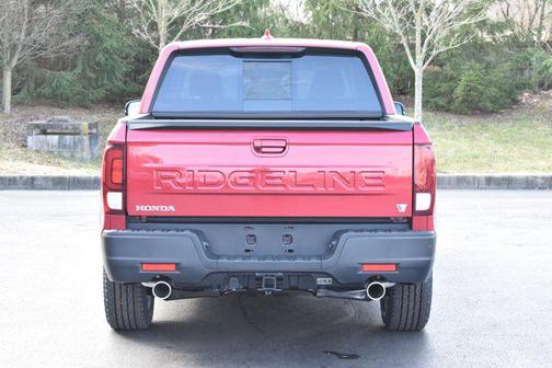 Radiant Red Metallic II 2026 Honda Ridgeline RTL