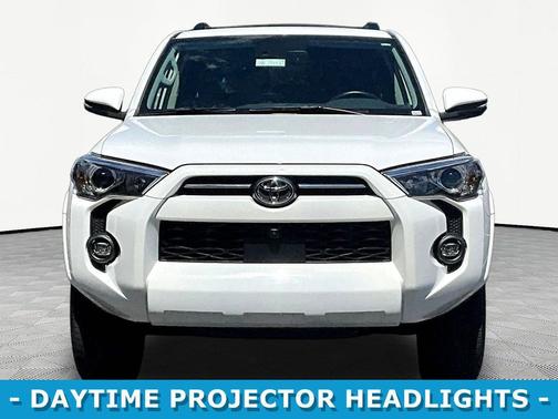 Ice Cap 2024 Toyota 4Runner SR5 Premium