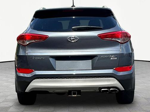 Coliseum Gray 2017 Hyundai TUCSON Sport