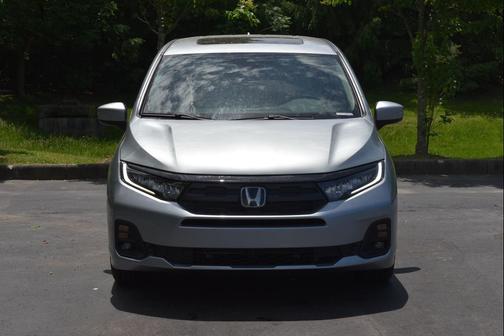 Solar Silver Metallic 2026 Honda Odyssey EX-L