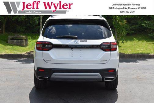 2025 Honda Pilot Touring 8-Passenger