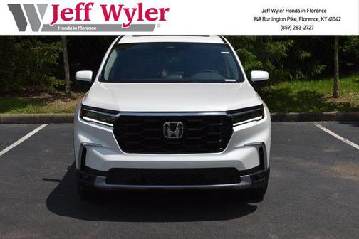 2025 Honda Pilot Touring 8-Passenger