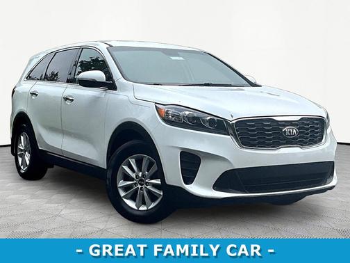 Snow White Pearl 2019 Kia Sorento LX