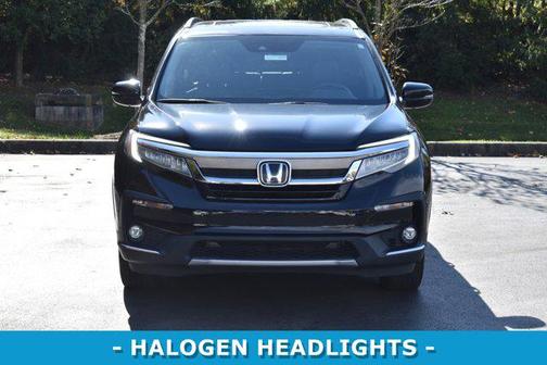 2022 Honda Pilot Touring 8-Passenger