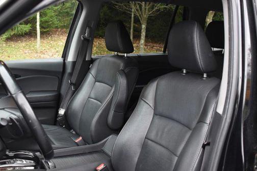 2022 Honda Pilot Touring 8-Passenger