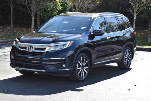 2022 Honda Pilot Touring 8-Passenger