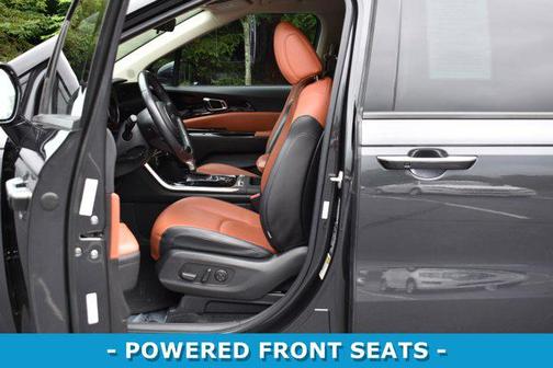 2022 Kia Carnival SX