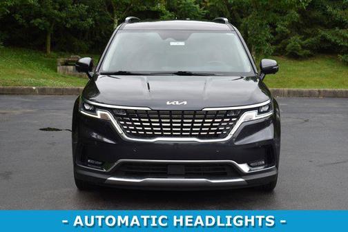 2022 Kia Carnival SX