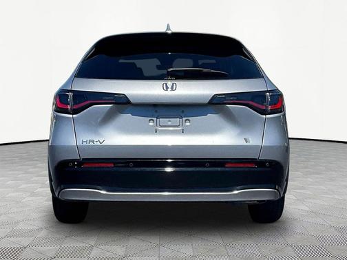 Lunar Silver Metallic 2024 Honda HR-V EX-L