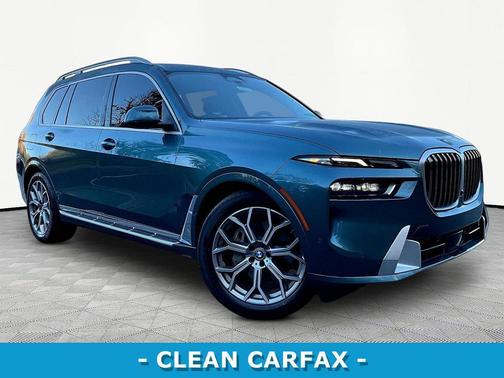 Black 2024 BMW X7 xDrive40i