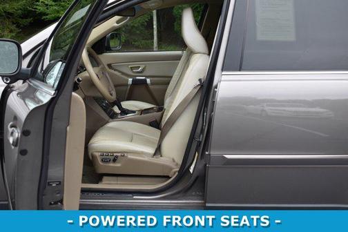 2011 Volvo XC90 3.2
