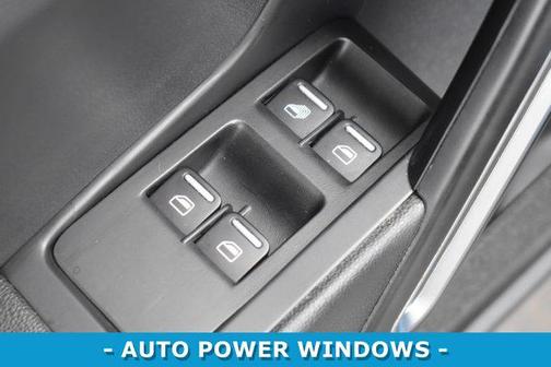 2019 Volkswagen Beetle 2.0T S