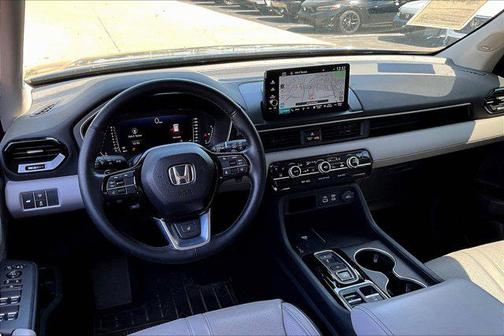 Obsidian Blue Pearl 2025 Honda Pilot Elite