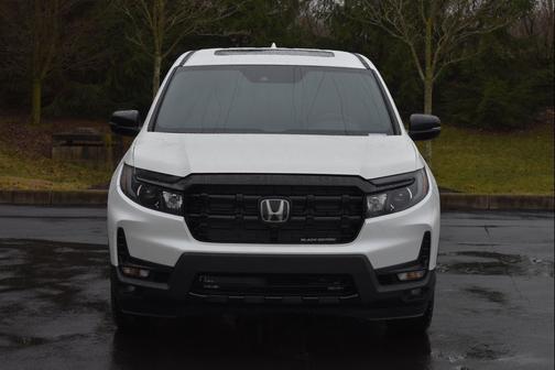 Platinum White Pearl 2026 Honda Ridgeline Black