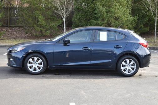 2016 Mazda Mazda3 i Sport