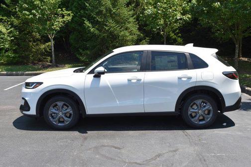 Platinum White Pearl 2026 Honda HR-V LX