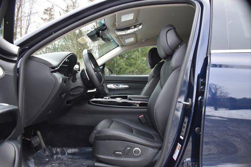 2025 Genesis GV70 2.5T AWD