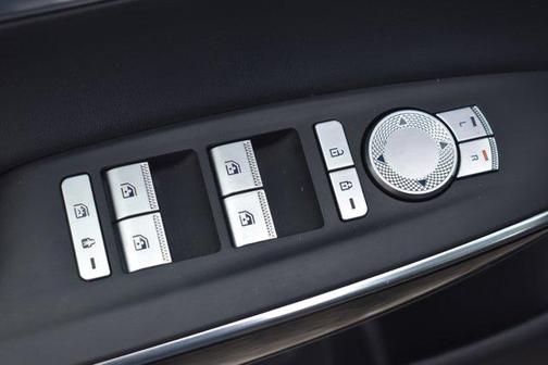 2025 Genesis GV70 2.5T AWD