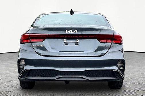 Gravity Gray 2023 Kia Forte LXS
