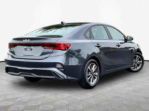 Gravity Gray 2023 Kia Forte LXS