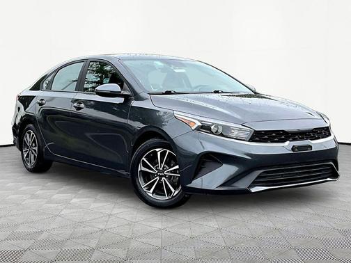 Gravity Gray 2023 Kia Forte LXS