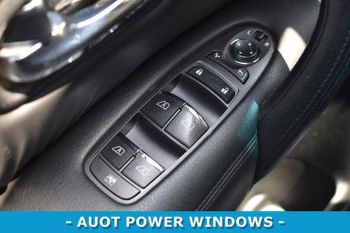 2013 INFINITI QX56 Base