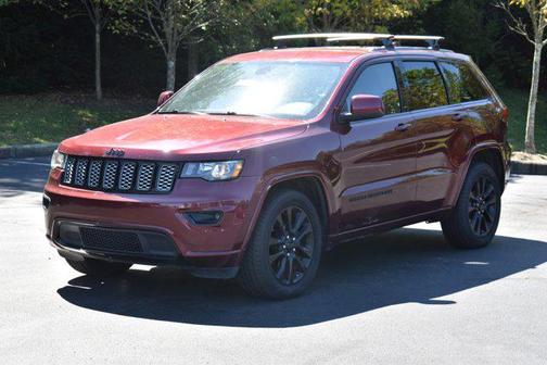 2017 Jeep Grand Cherokee Altitude