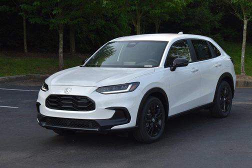 Platinum White Pearl 2026 Honda HR-V AWD Sport