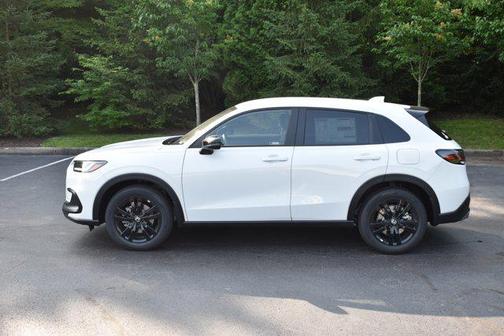Platinum White Pearl 2026 Honda HR-V AWD Sport