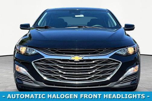 Mosaic Black Metallic 2024 Chevrolet Malibu FWD 1LT