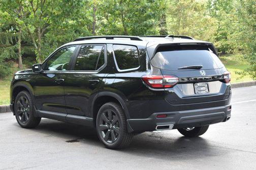 2025 Honda Pilot Sport