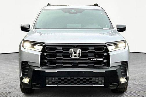 Solar Silver Metallic 2026 Honda Pilot Black Edition