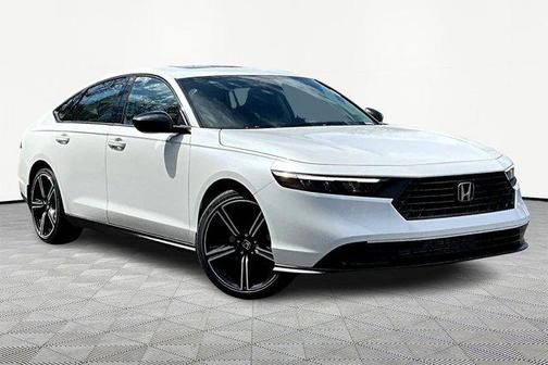 Platinum White Pearl 2026 Honda Accord SE