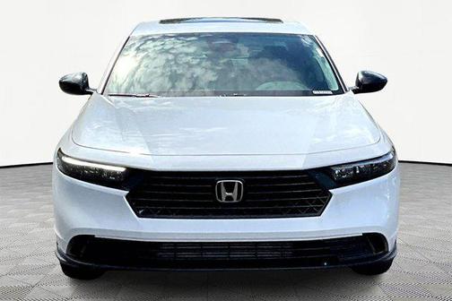 Platinum White Pearl 2026 Honda Accord SE