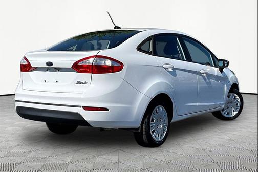 Oxford White 2019 Ford Fiesta S