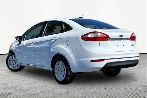 Oxford White 2019 Ford Fiesta S